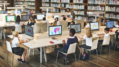 Large School District Slashes Troubleshooting Time to 5 Minutes with VaaS